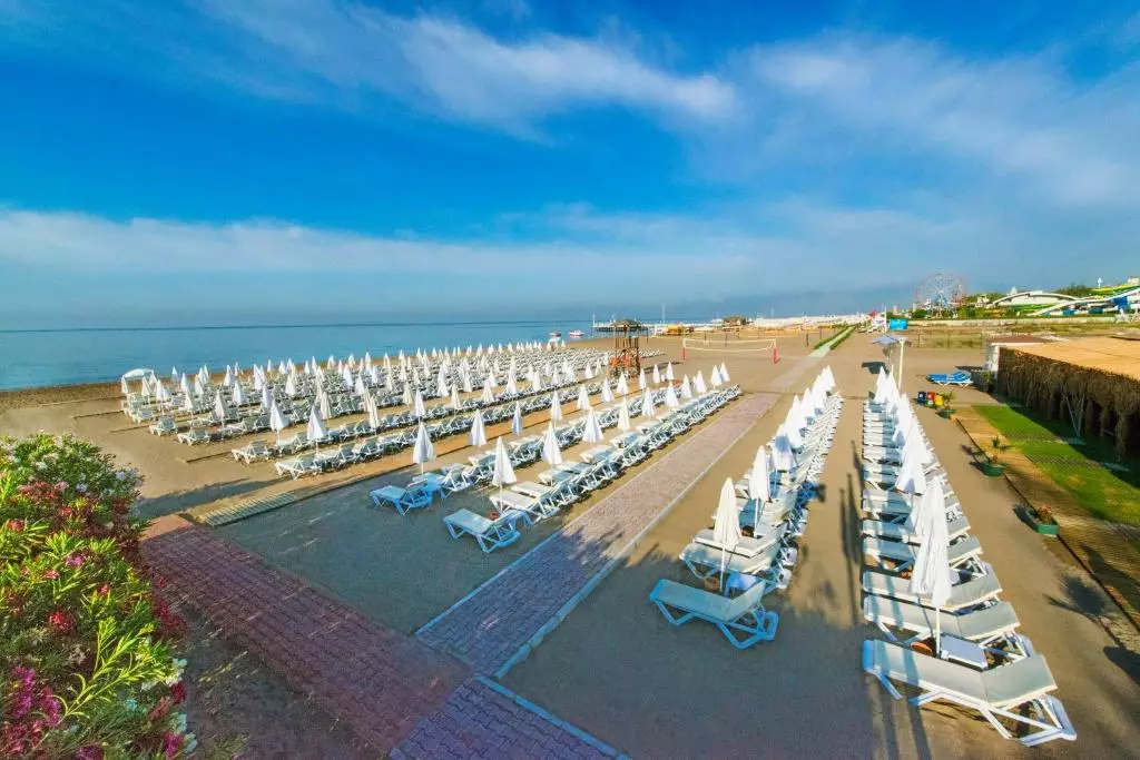 هتل گرند پارک لارا